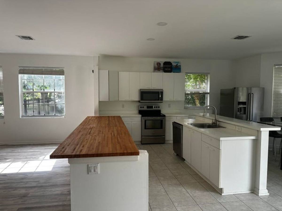 House for rent at 9754 Scribner Lane, Wellington, FL 33414