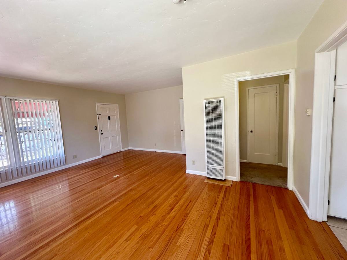 House for rent at 738 Vine St, Paso Robles, CA 93446