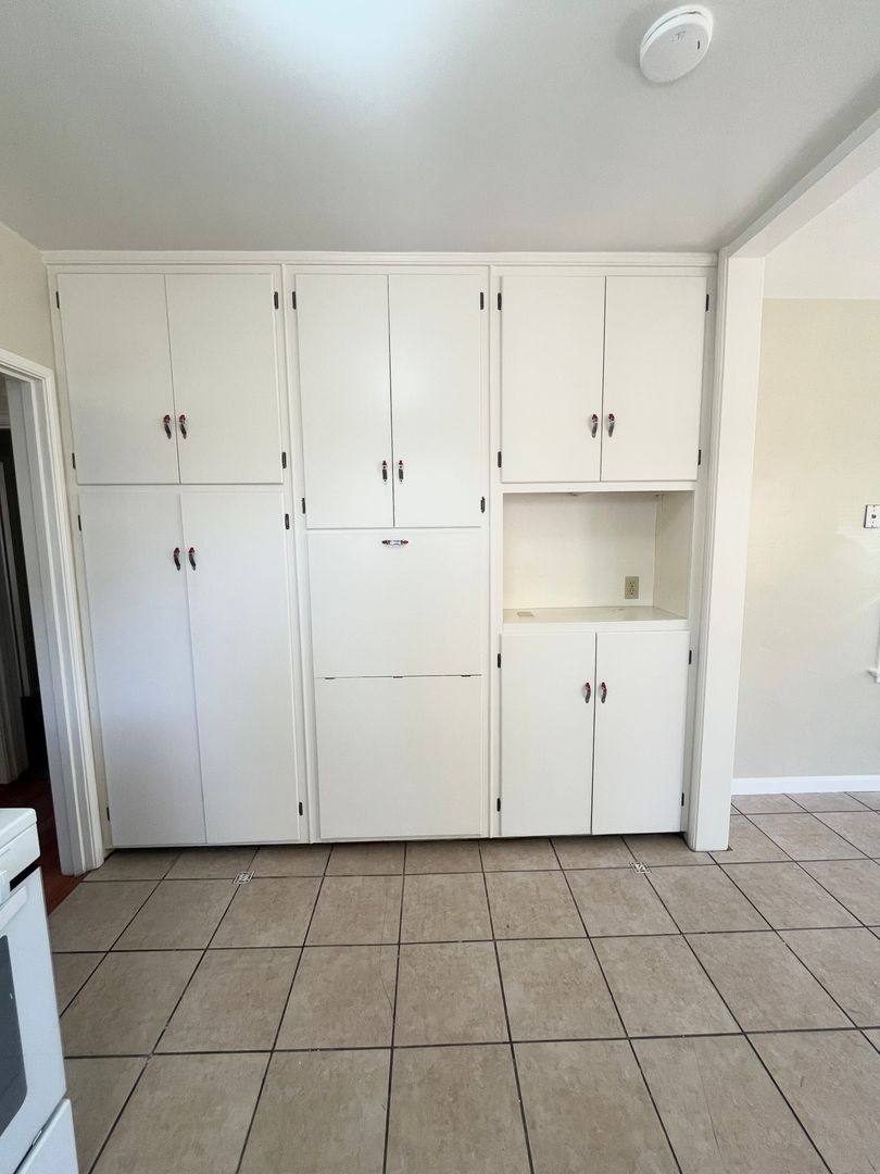 House for rent at 738 Vine St, Paso Robles, CA 93446