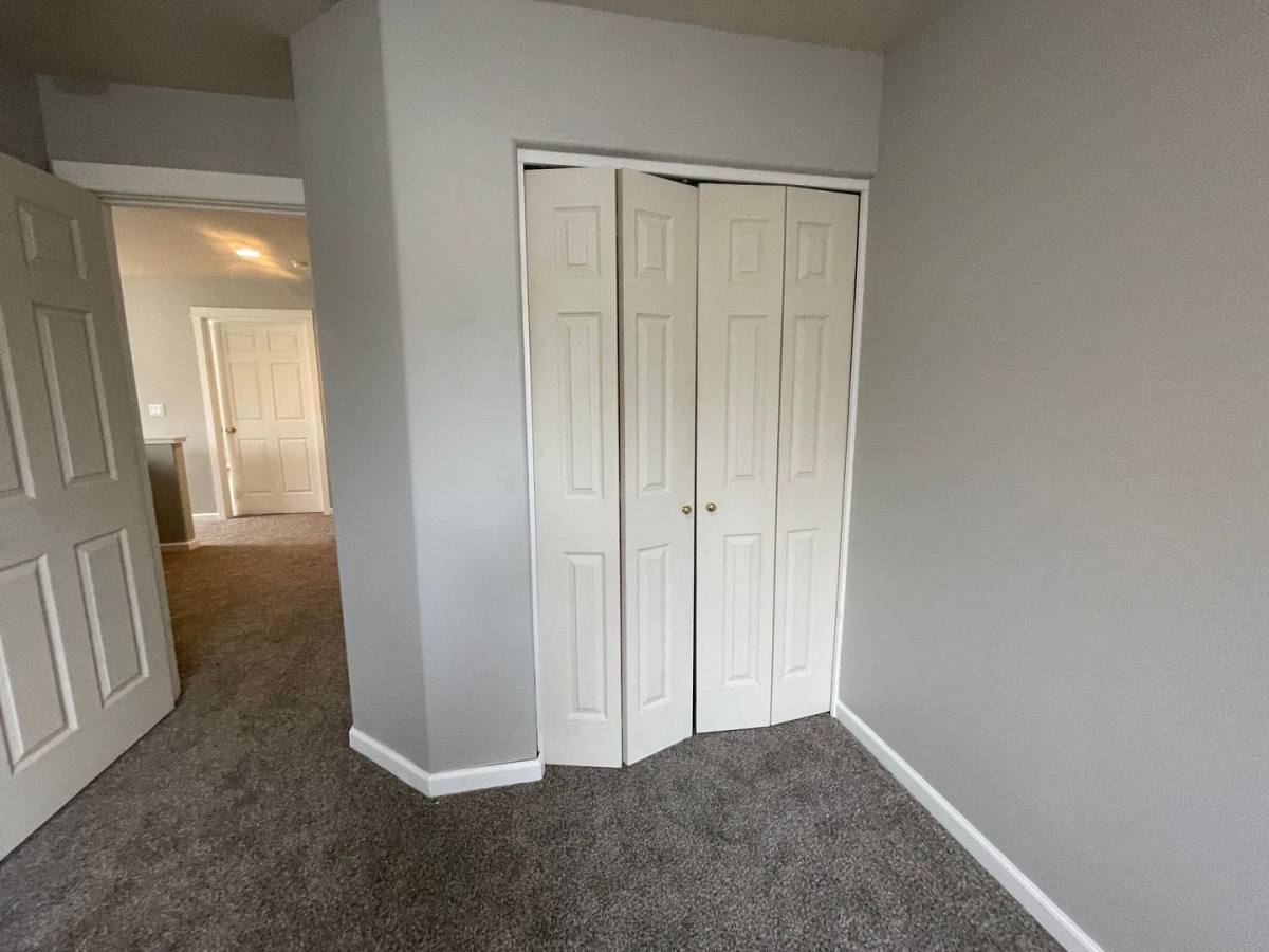 Townhouse for rent at 2614 SW Cascade Mountain Lane, Redmond, OR 97756