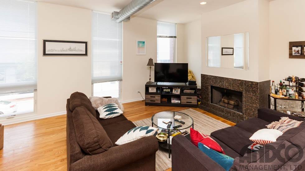 Apartment for rent at 1522 N Halsted St, Chicago, IL 60642