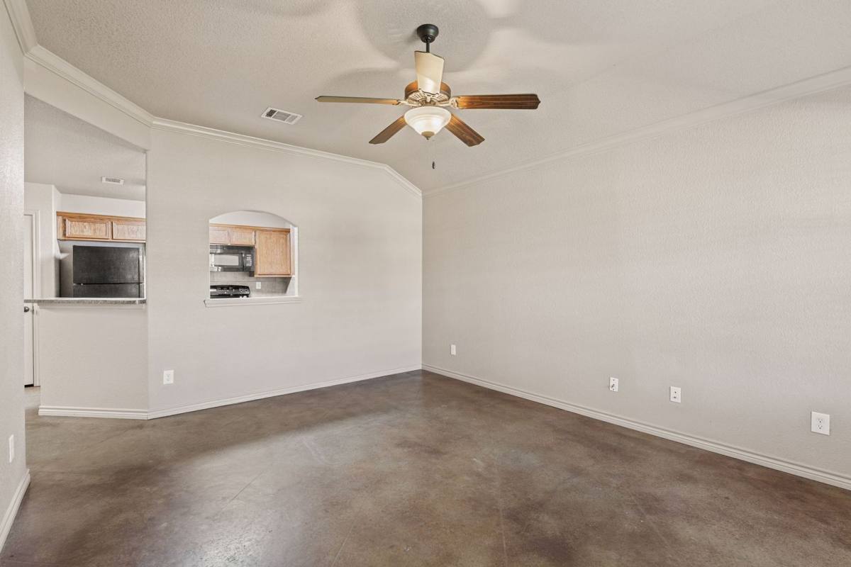 Apartment for rent at 609 W Karey Dr, Temple, TX 76502
