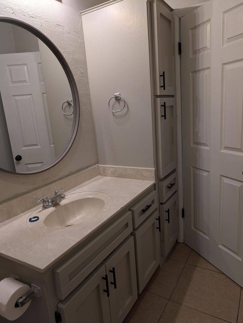 Condo for rent at 1221 Hopkins, San Marcos, TX 78666
