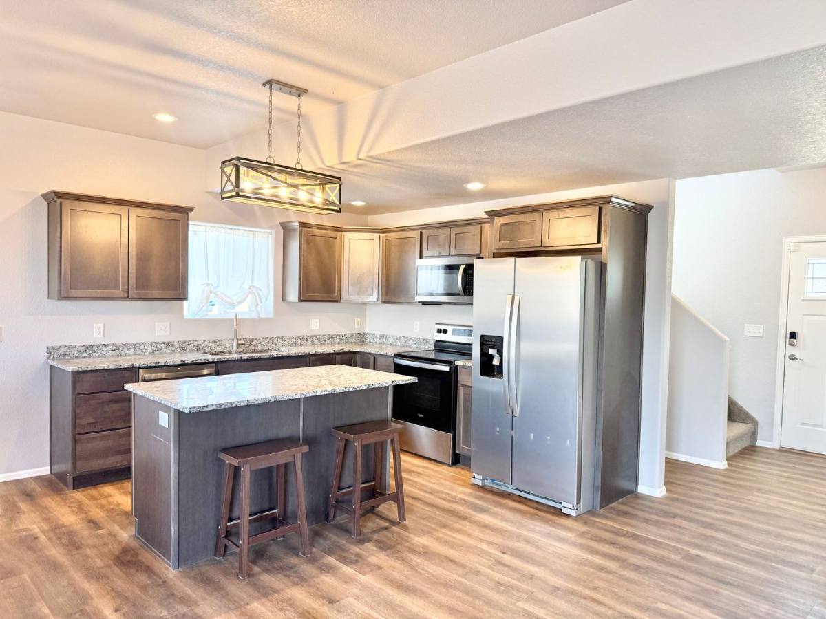 House for rent at 783 S Sweetwater Dr, Pueblo, CO 81007