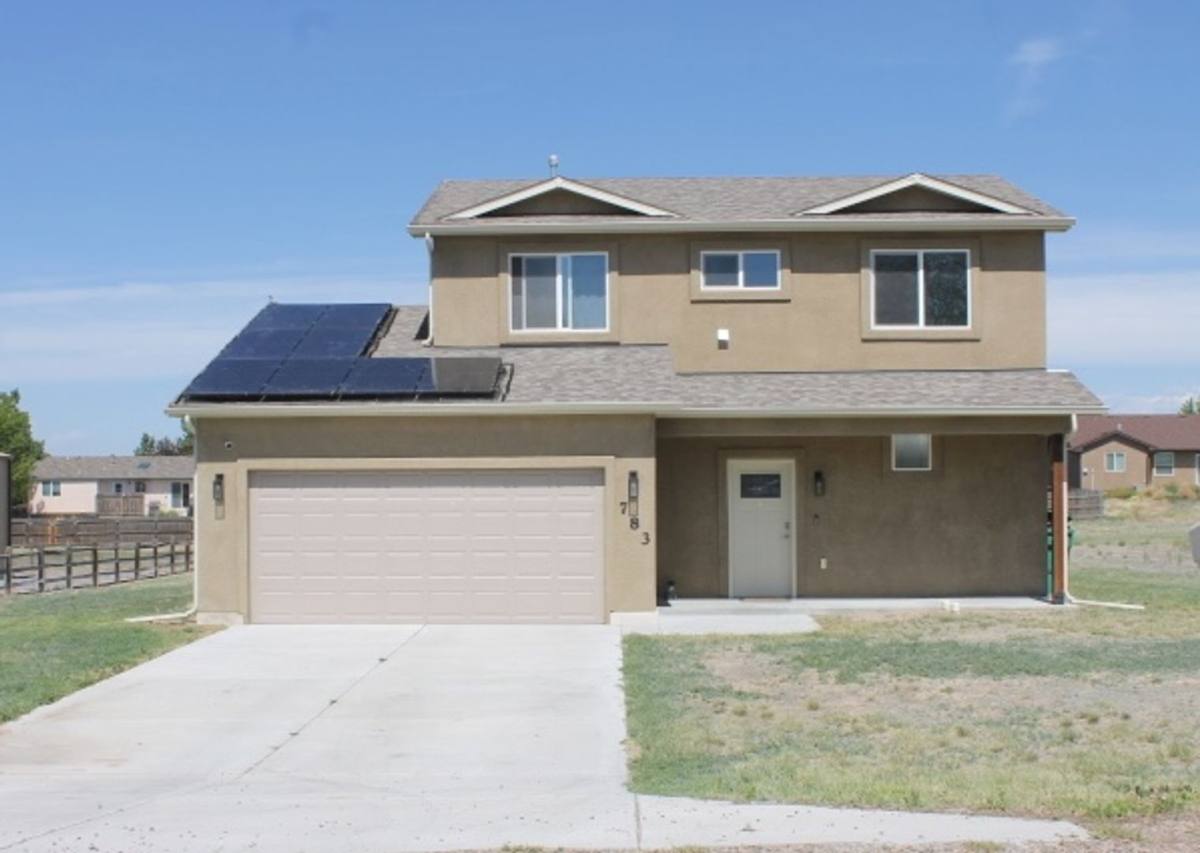 House for rent at 783 S Sweetwater Dr, Pueblo, CO 81007