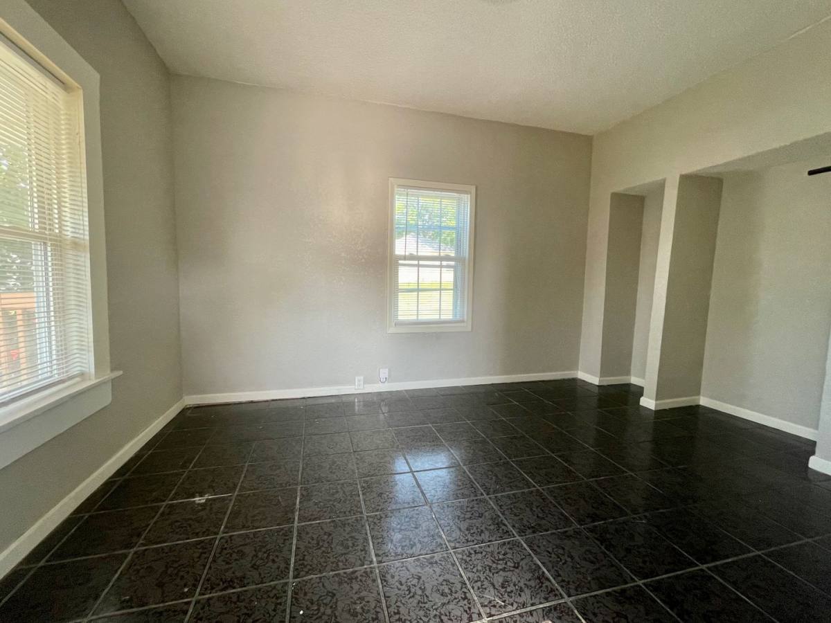 House for rent at 1238 Ohio Ave, Kansas City, KS 66102