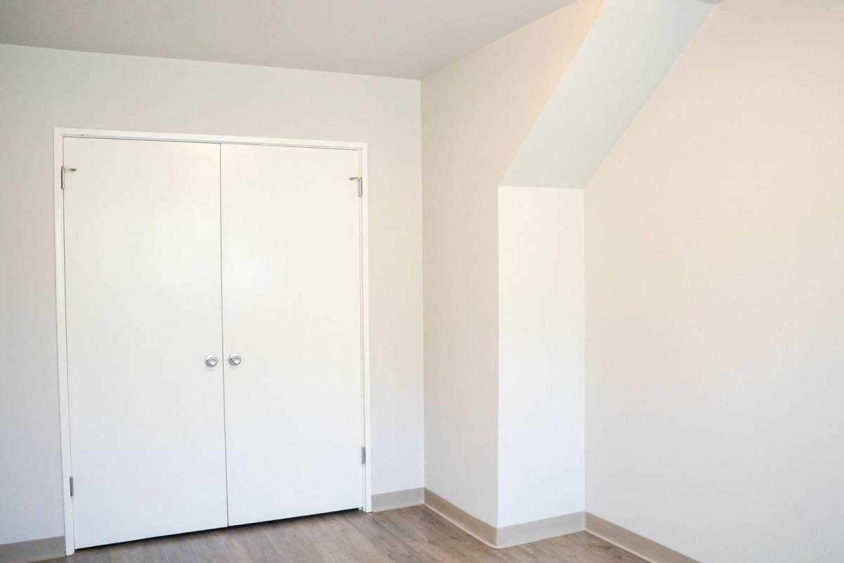 Apartment for rent at 3717 S Corbett Ave, Portland, OR 97239