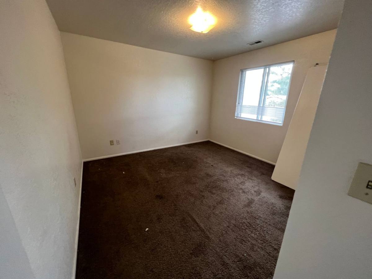 Apartment for rent at 449 S 200 E, Vernal, UT 84078