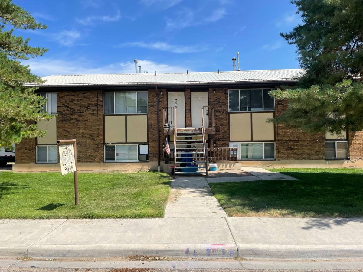 Apartment for rent at 449 S 200 E, Vernal, UT 84078