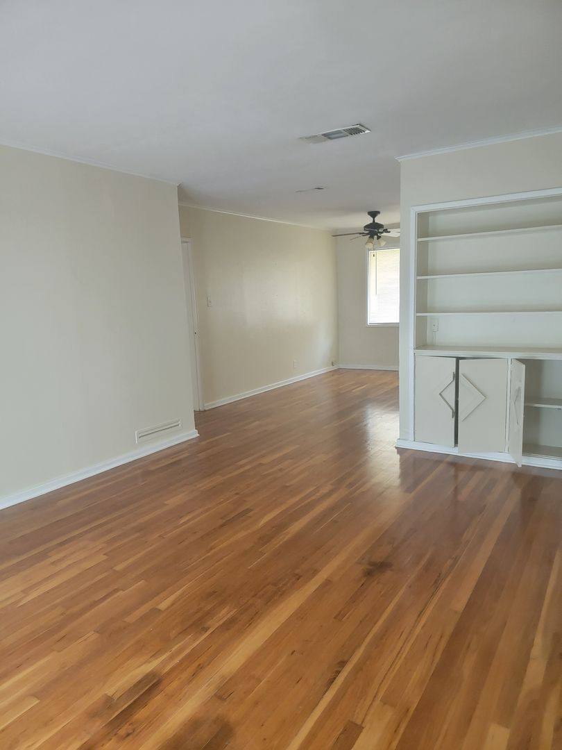 Apartment for rent at 3806 Gilbert Dr, Shreveport, LA 71104