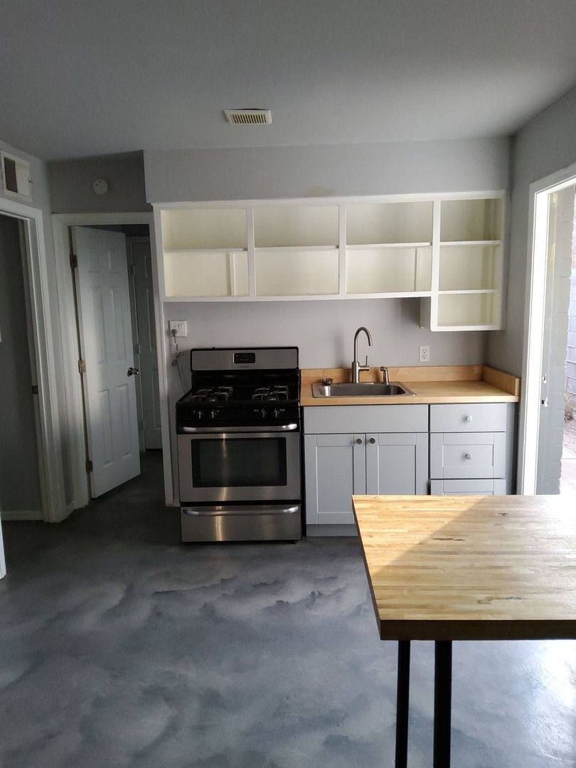 Apartment for rent at 3427 N 12th Place, Phoenix, AZ 85014