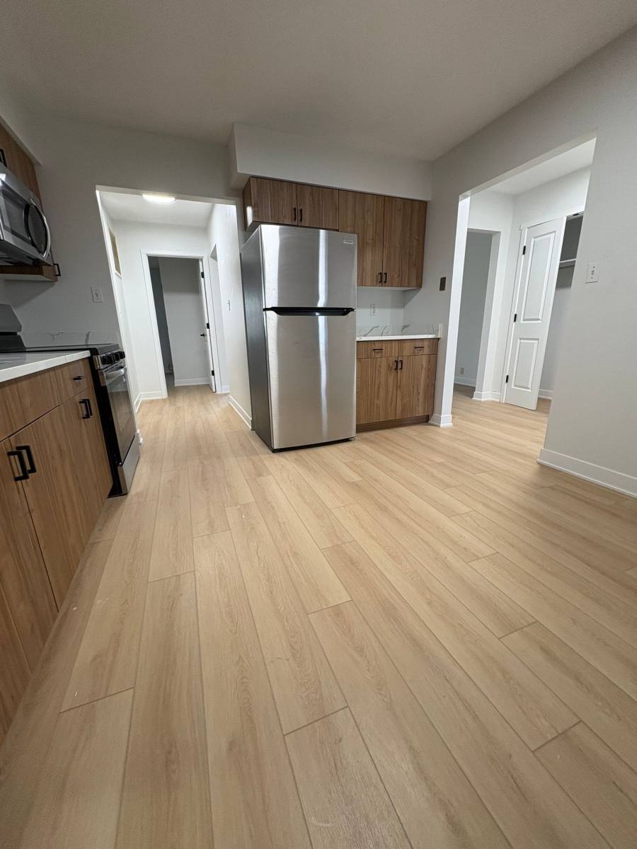 Townhouse for rent at 312-314 W Charter Dr, Muncie, IN 47303