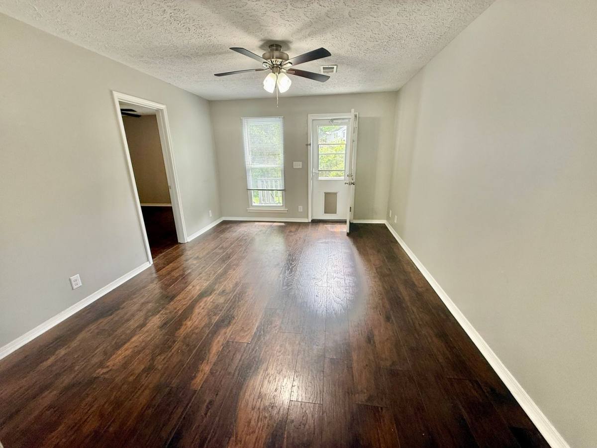 House for rent at 1010 Rachels Square Dr, Hermitage, TN 37076