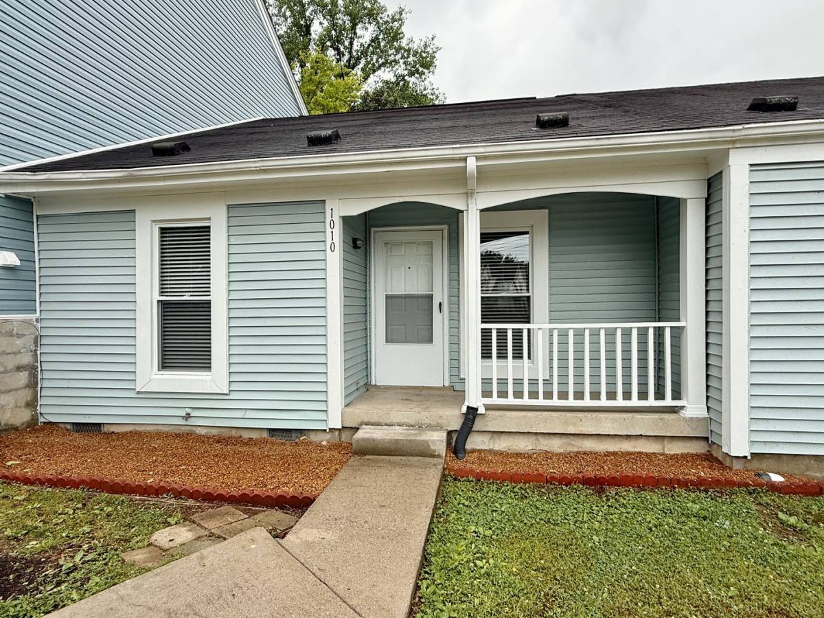 House for rent at 1010 Rachels Square Dr, Hermitage, TN 37076