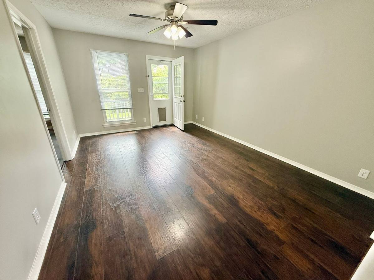 House for rent at 1010 Rachels Square Dr, Hermitage, TN 37076