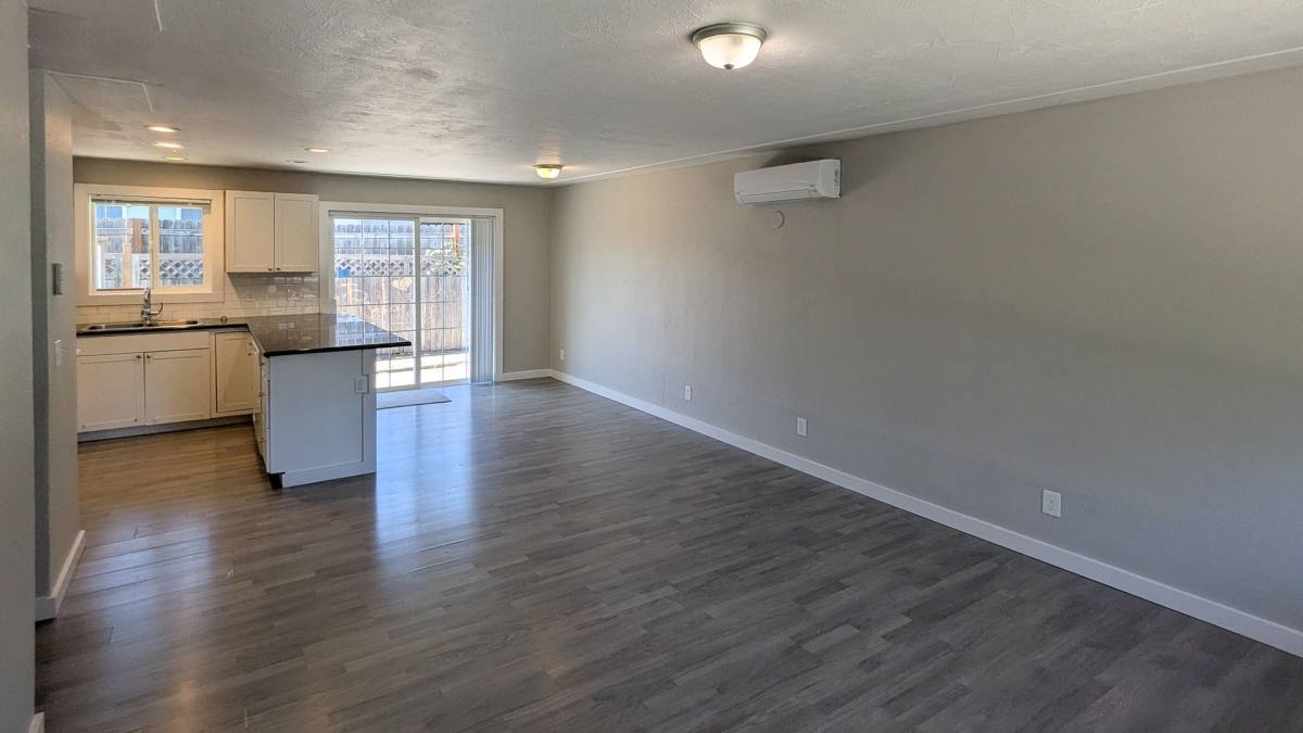 Apartment for rent at 861 Chemawa Rd N, Salem, OR 97303