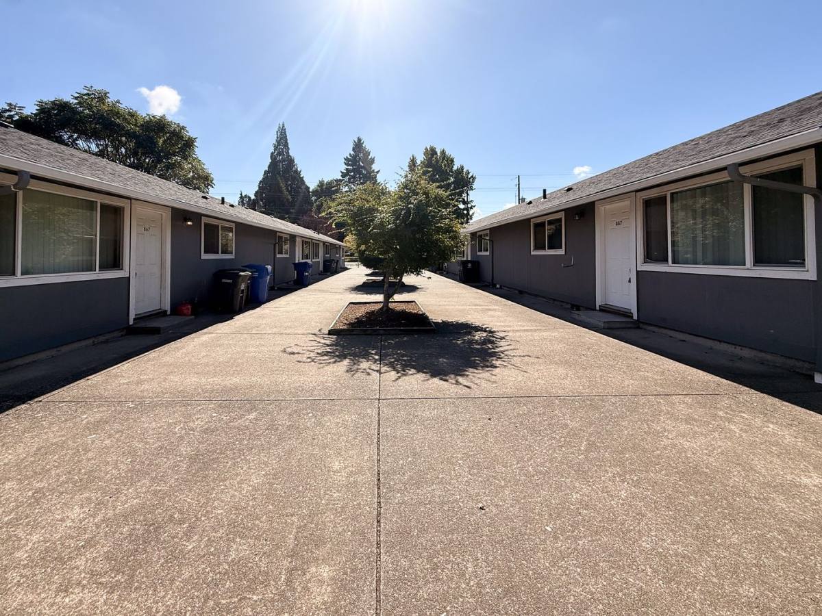 Apartment for rent at 861 Chemawa Rd N, Salem, OR 97303