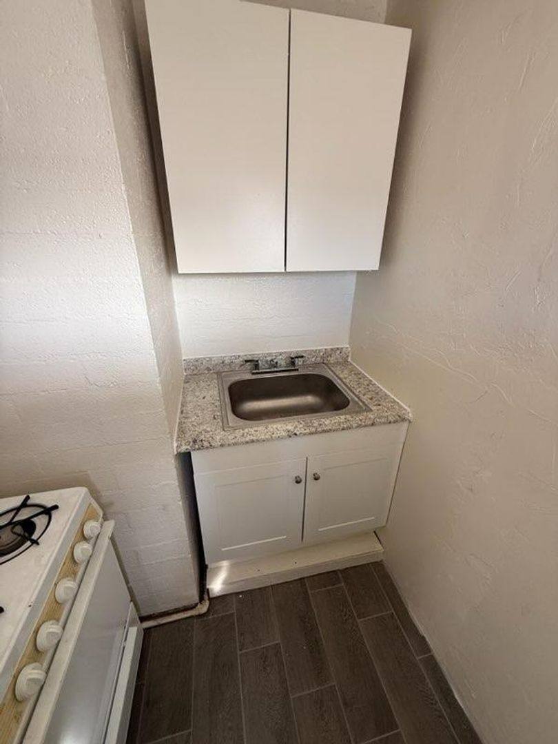 Apartment for rent at 66334 5th St, Desert Hot Springs, CA 92240