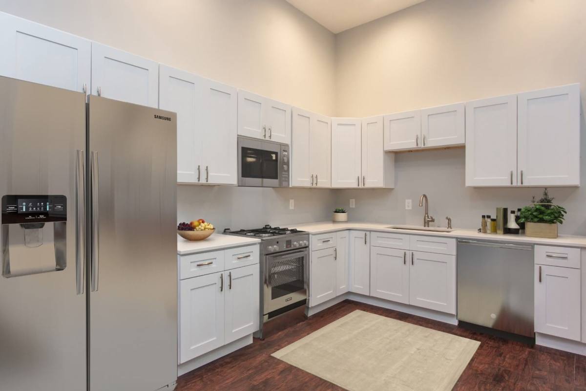 Apartment for rent at 3246 Lorain Ave, Cleveland, OH 44113