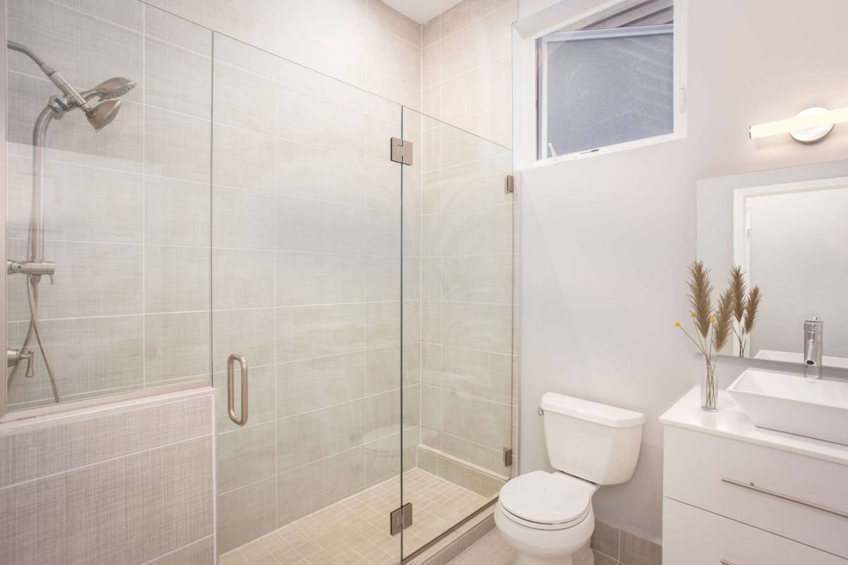 Apartment for rent at 3246 Lorain Ave, Cleveland, OH 44113