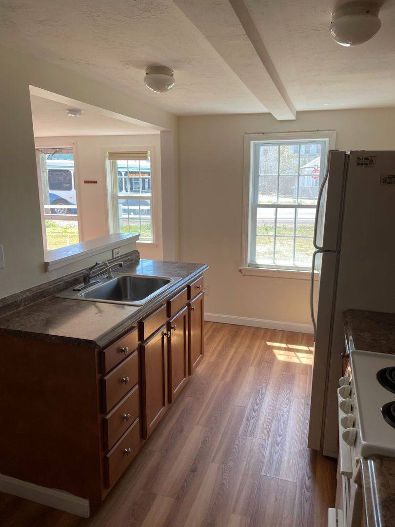 Apartment for rent at 576 Main St, Dennis Port, MA 02639