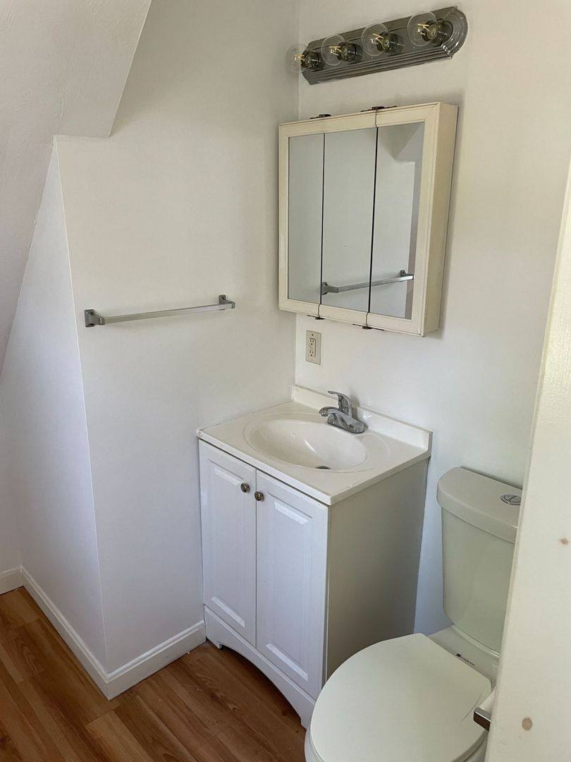 Apartment for rent at 576 Main St, Dennis Port, MA 02639