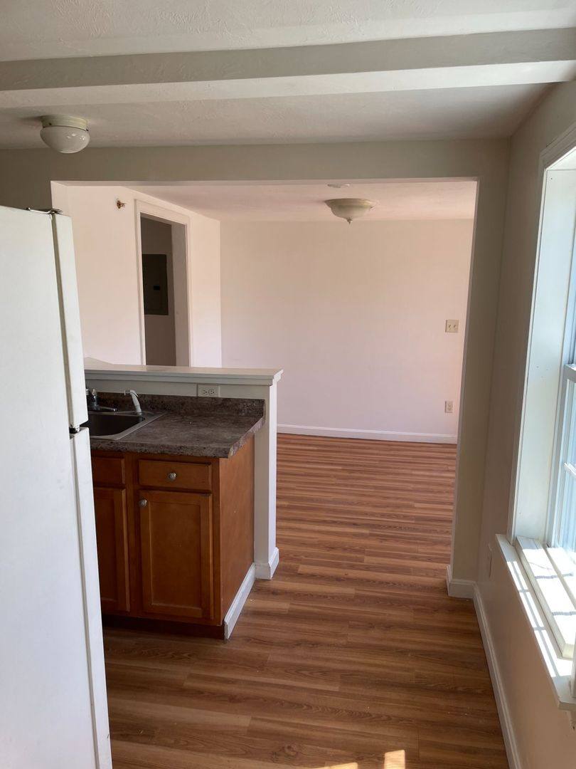Apartment for rent at 576 Main St, Dennis Port, MA 02639