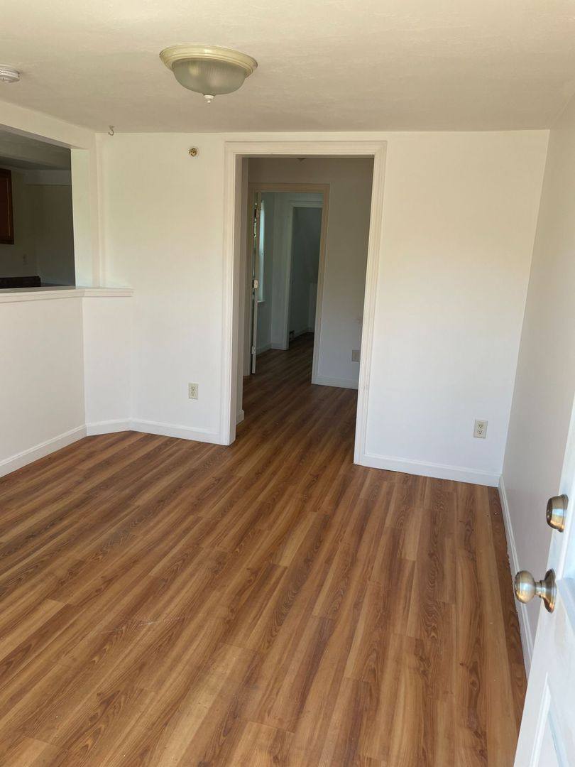Apartment for rent at 576 Main St, Dennis Port, MA 02639