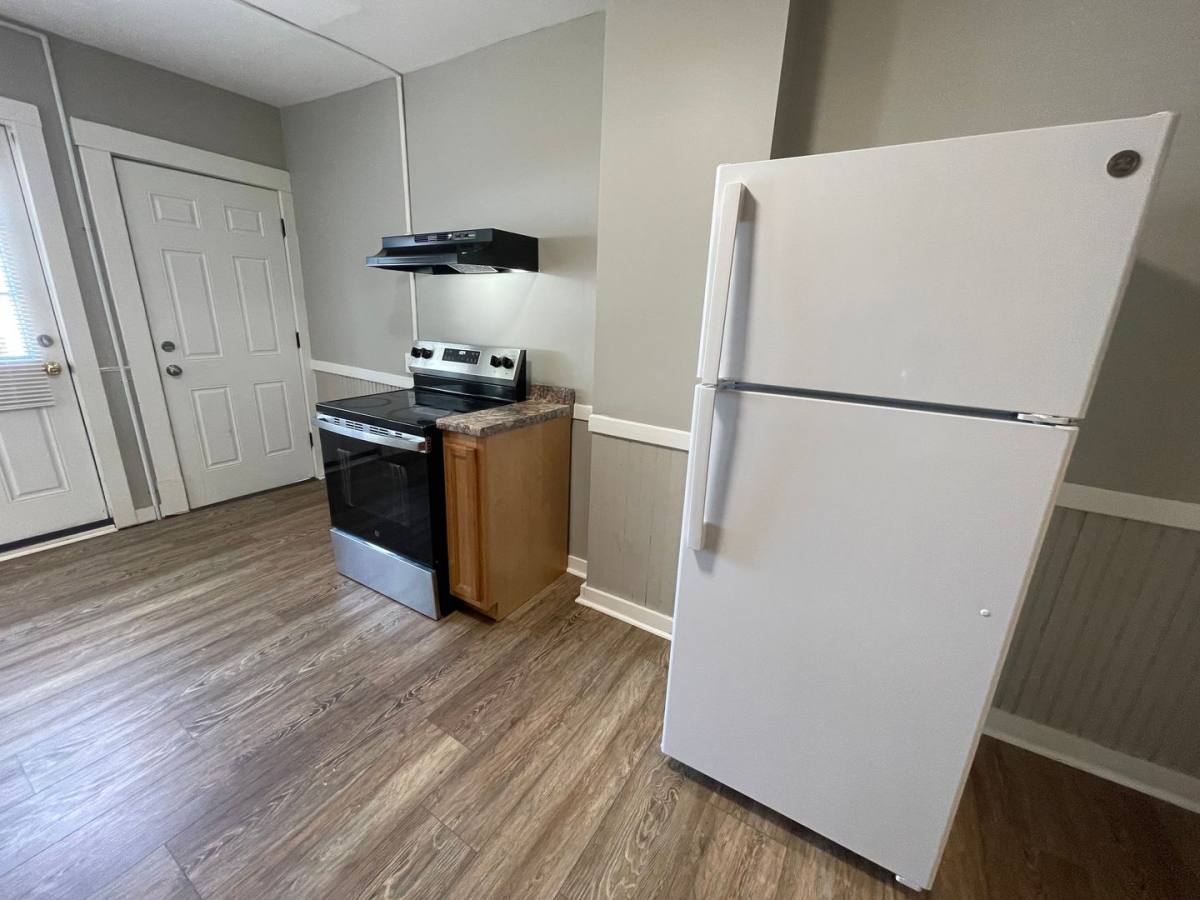Apartment for rent at 33-35 Plunkett St, Pittsfield, MA 01201