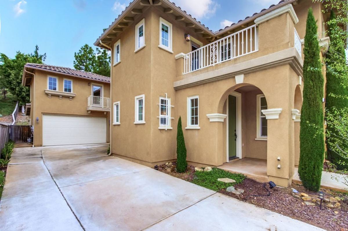 House for rent at 936 Citrine Way, San Marcos, CA 92078