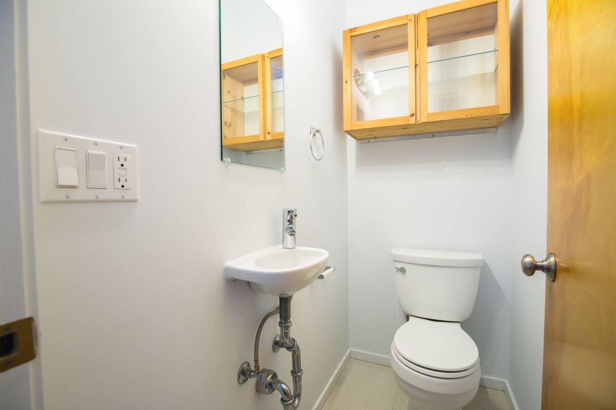 House for rent at 2900 18th Ave S, Seattle, WA 98144