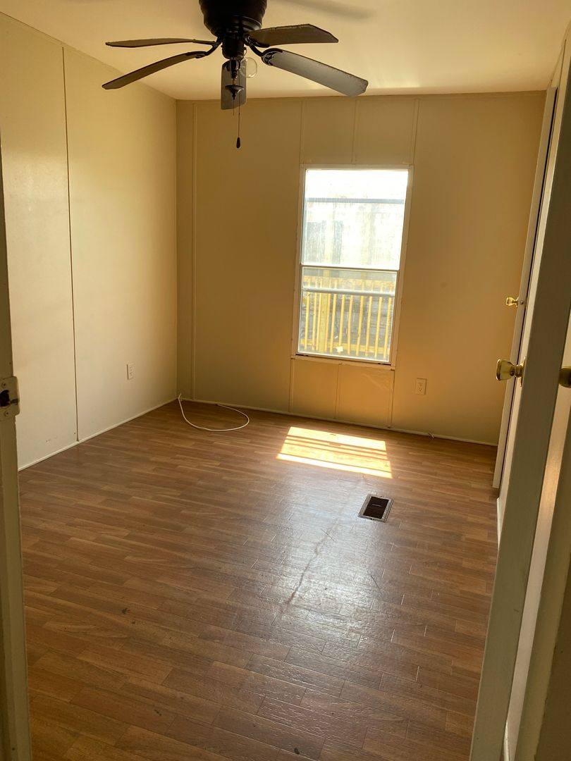 Apartment for rent at 1118 Melvin Dupuis Rd, Breaux Bridge, LA 70517
