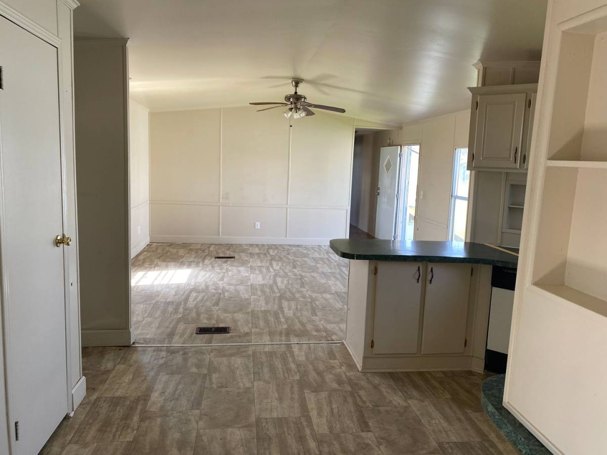 Apartment for rent at 1118 Melvin Dupuis Rd, Breaux Bridge, LA 70517