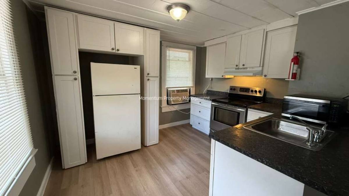 Apartment for rent at 8118 N Alaska St, Tampa, FL 33604
