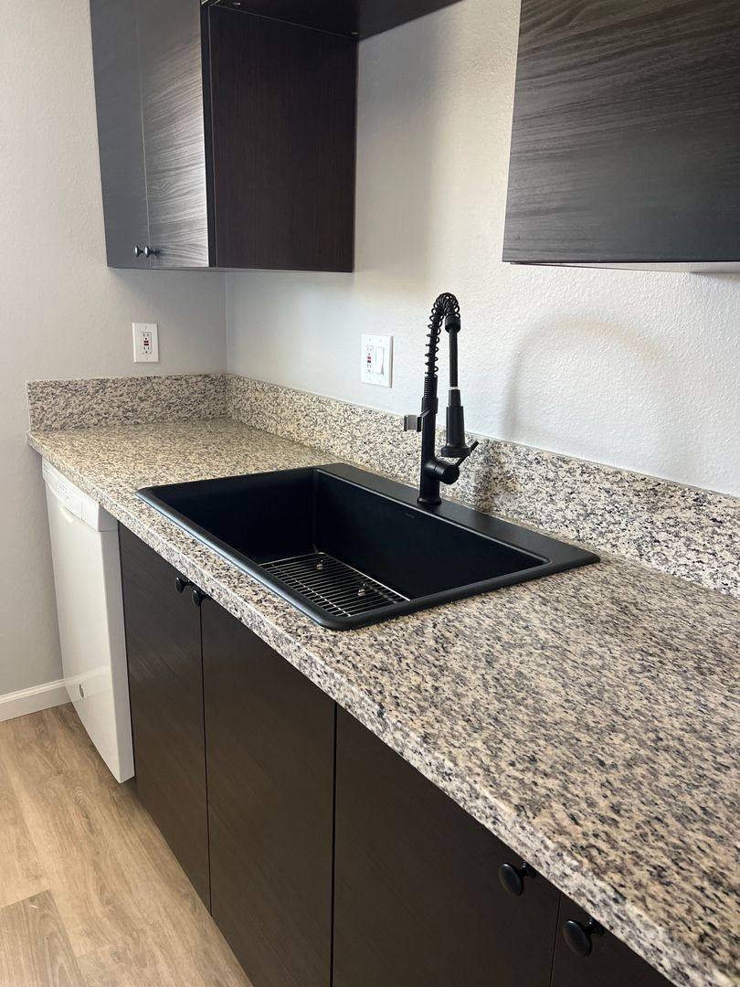 Apartment for rent at 951 N Vulcan Ave, Encinitas, CA 92024