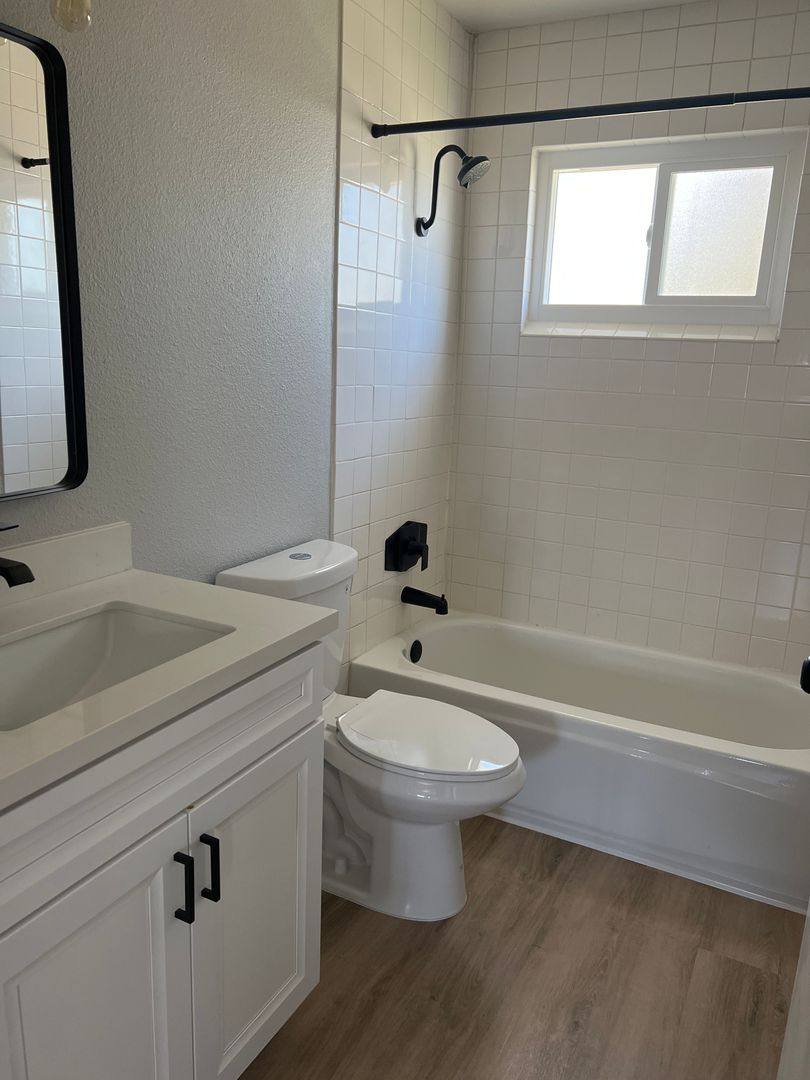 Apartment for rent at 951 N Vulcan Ave, Encinitas, CA 92024