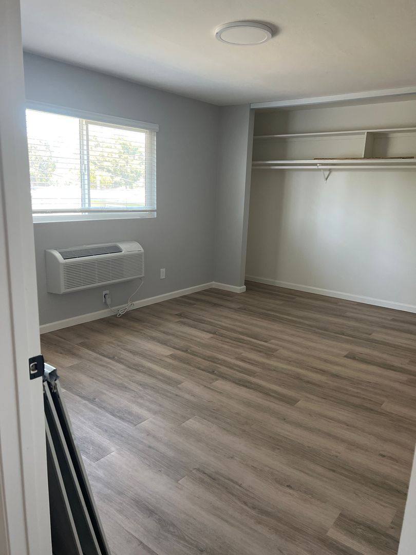 Apartment for rent at 951 N Vulcan Ave, Encinitas, CA 92024