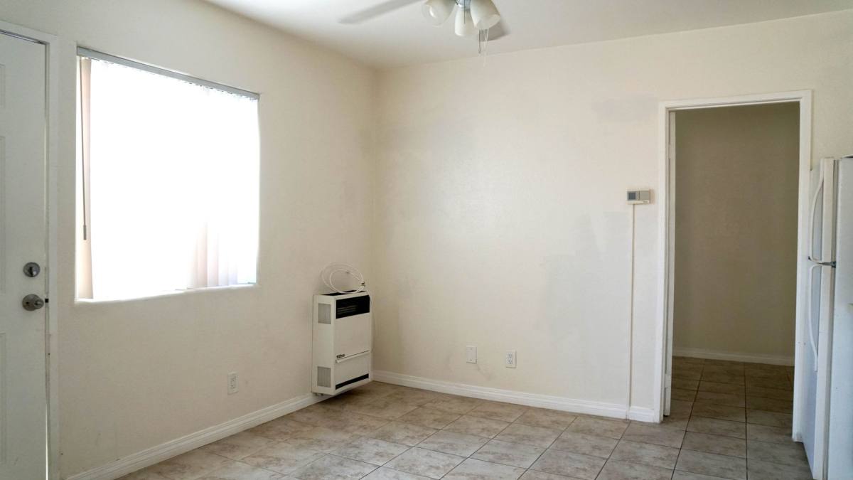 Apartment for rent at 405 E Esther St, Long Beach, CA 90813