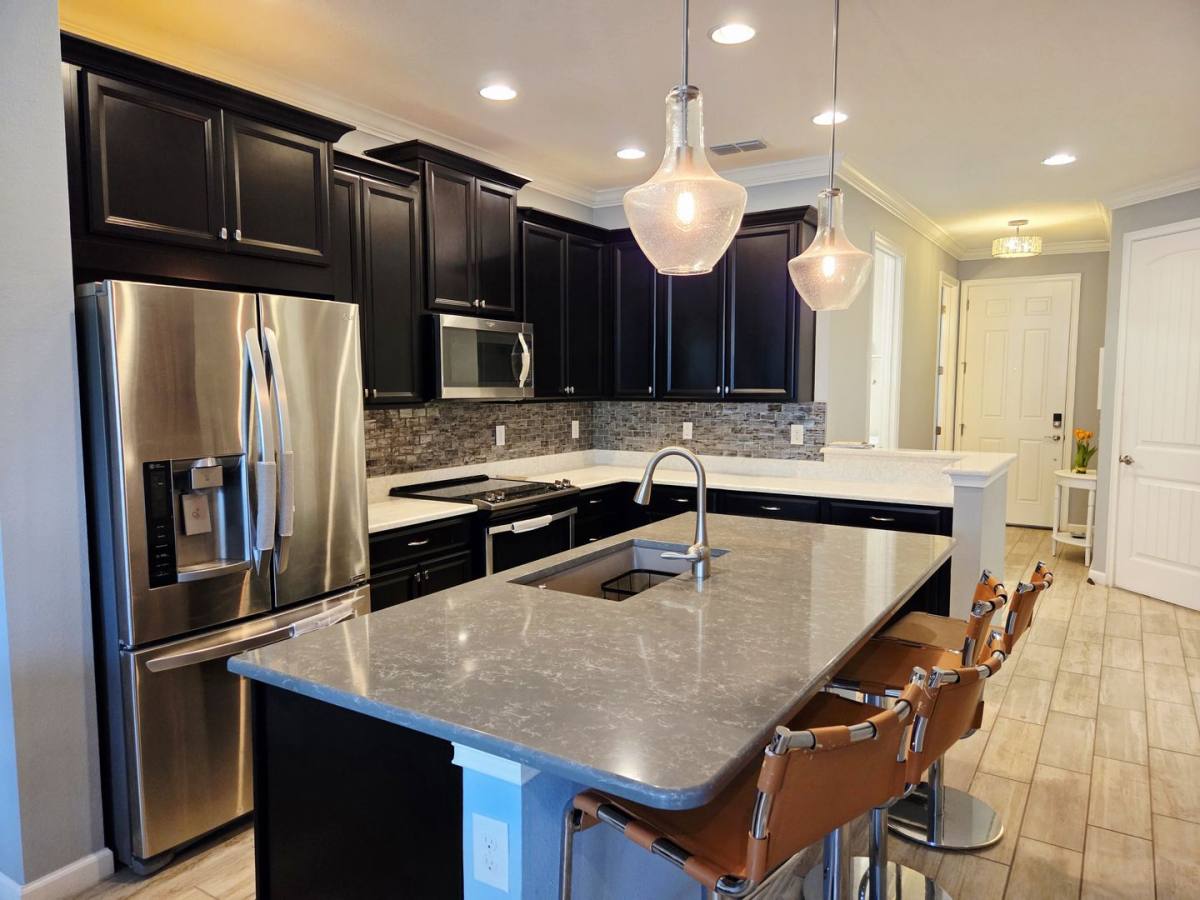 Townhouse for rent at 5020 Course Dr, Sarasota, FL 34232