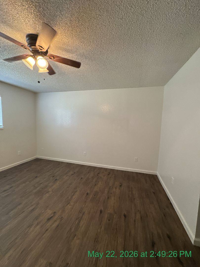 Apartment for rent at 146-50 S Peppertree St, Visalia, CA 93277