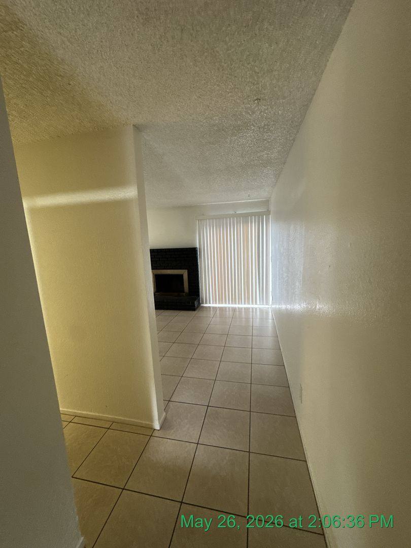 Apartment for rent at 3523-3529 S County Center, Visalia, CA 93277