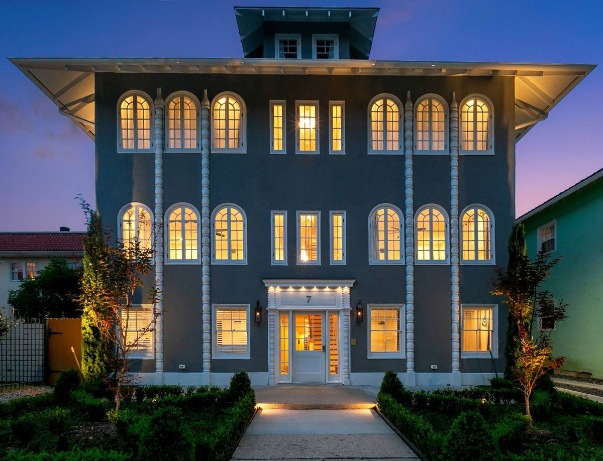 Apartment for rent at 7 Fontainebleau Dr, New Orleans, LA 70125