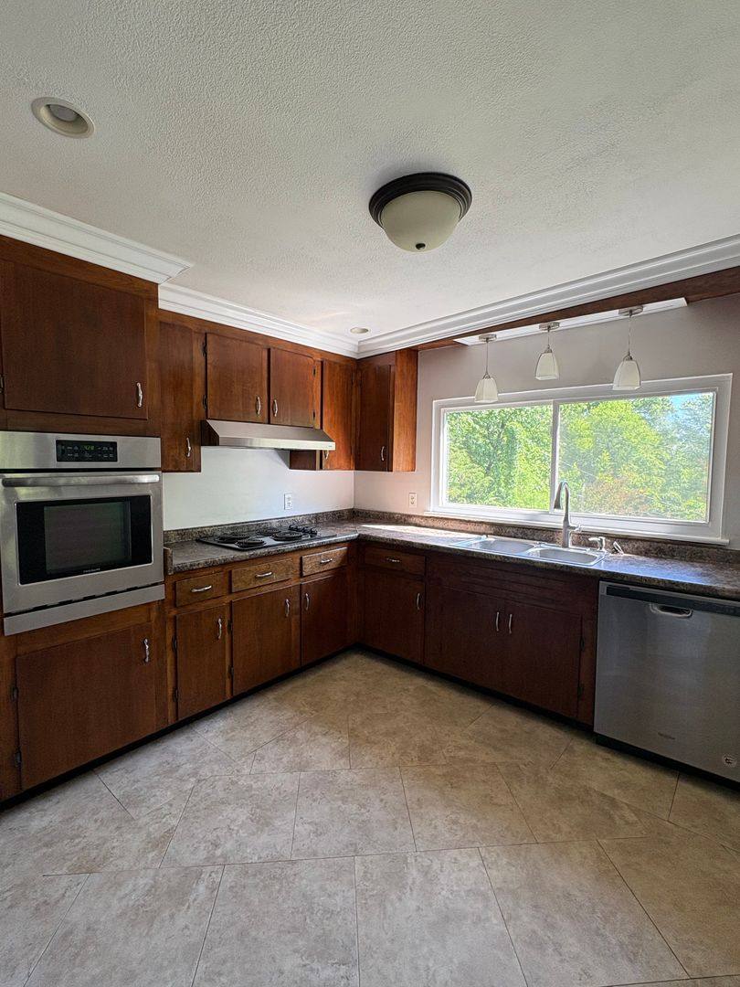 House for rent at 4839 Hillsdale Circle, Chattanooga, TN 37416