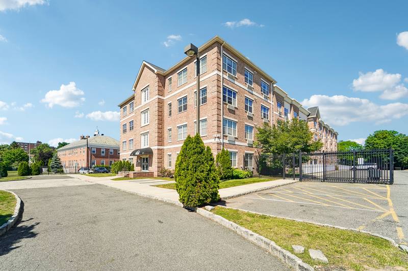 Apartment for rent at 111 Glenwood Ave, East Orange, NJ 07017