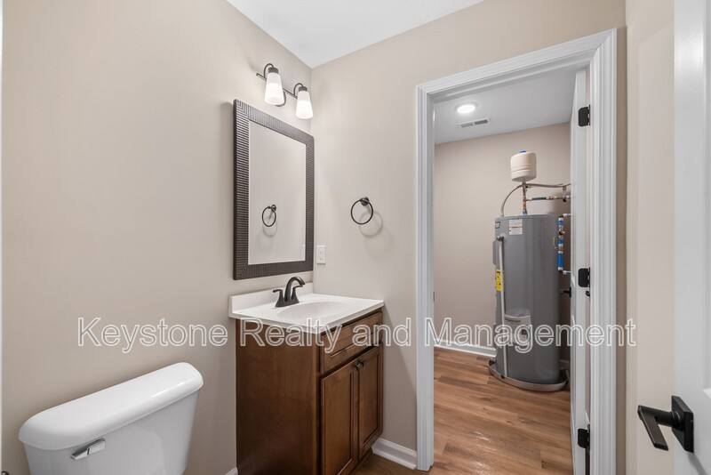 Townhouse for rent at 1655 Evans Rd #B1, Clarksville, TN 37042