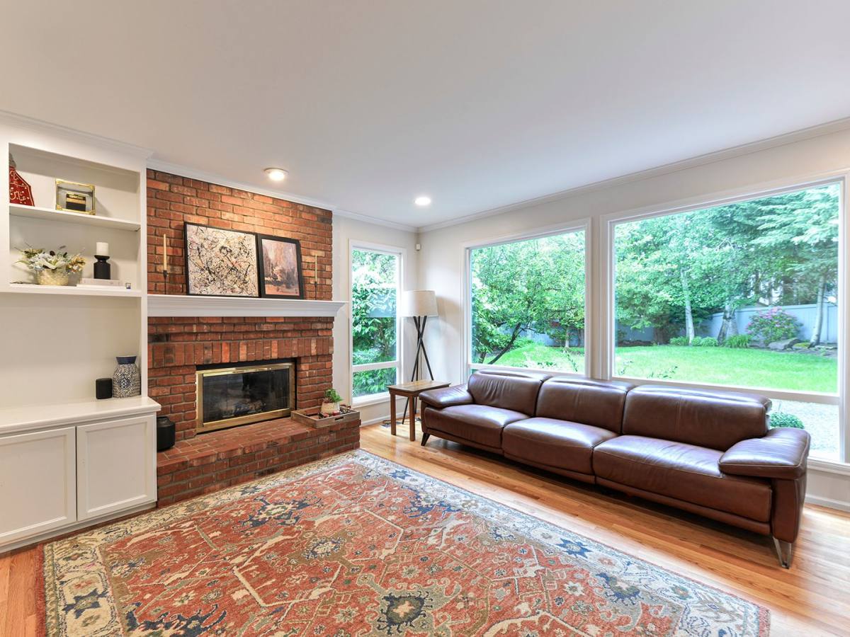 House for rent at 3360 212th Court SE, Sammamish, WA 98075