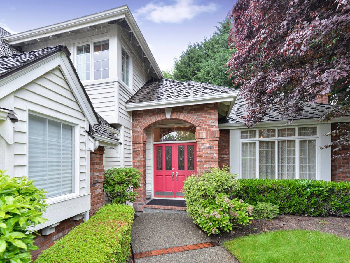 House for rent at 3360 212th Court SE, Sammamish, WA 98075