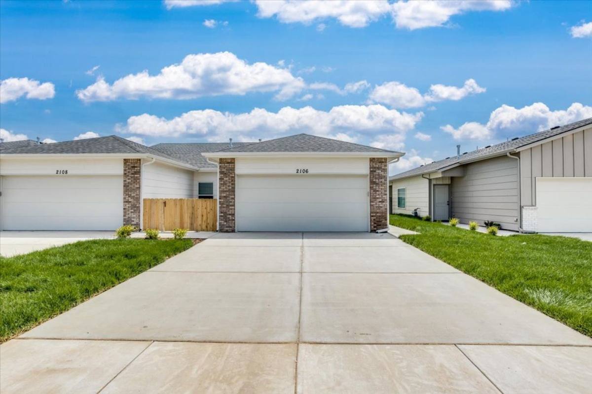 Apartment for rent at 1925 Cody Lane, Goddard, KS 67052