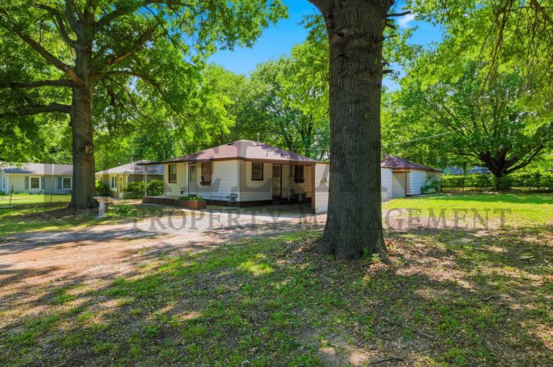 House for rent at 107 Queen Ave, Maize, KS 67101