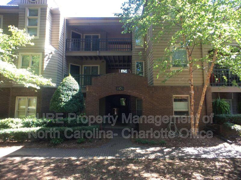 Condo for rent at 1109 E Morehead St #21, Charlotte, NC 28204